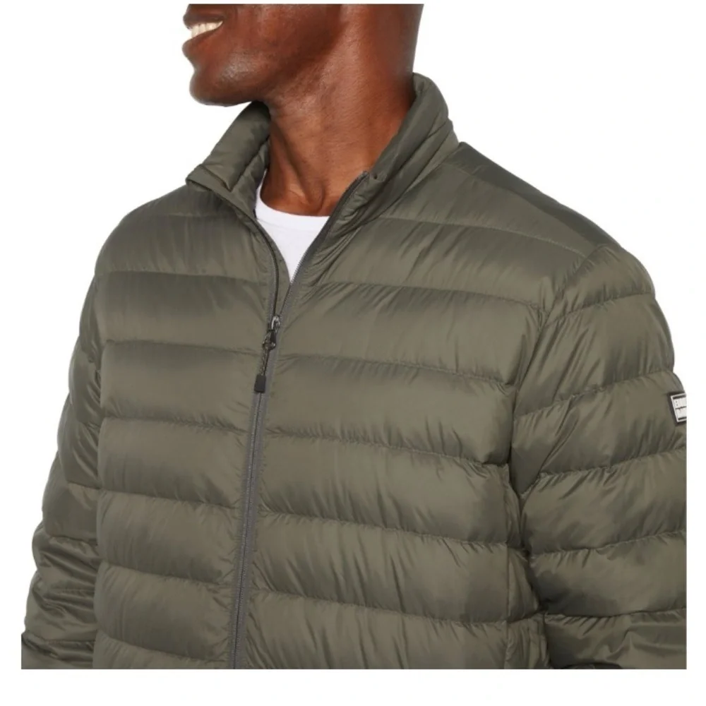 NWT Eddie Bauer men’s down lightweight Packable Puffer jacket dusky gree…
